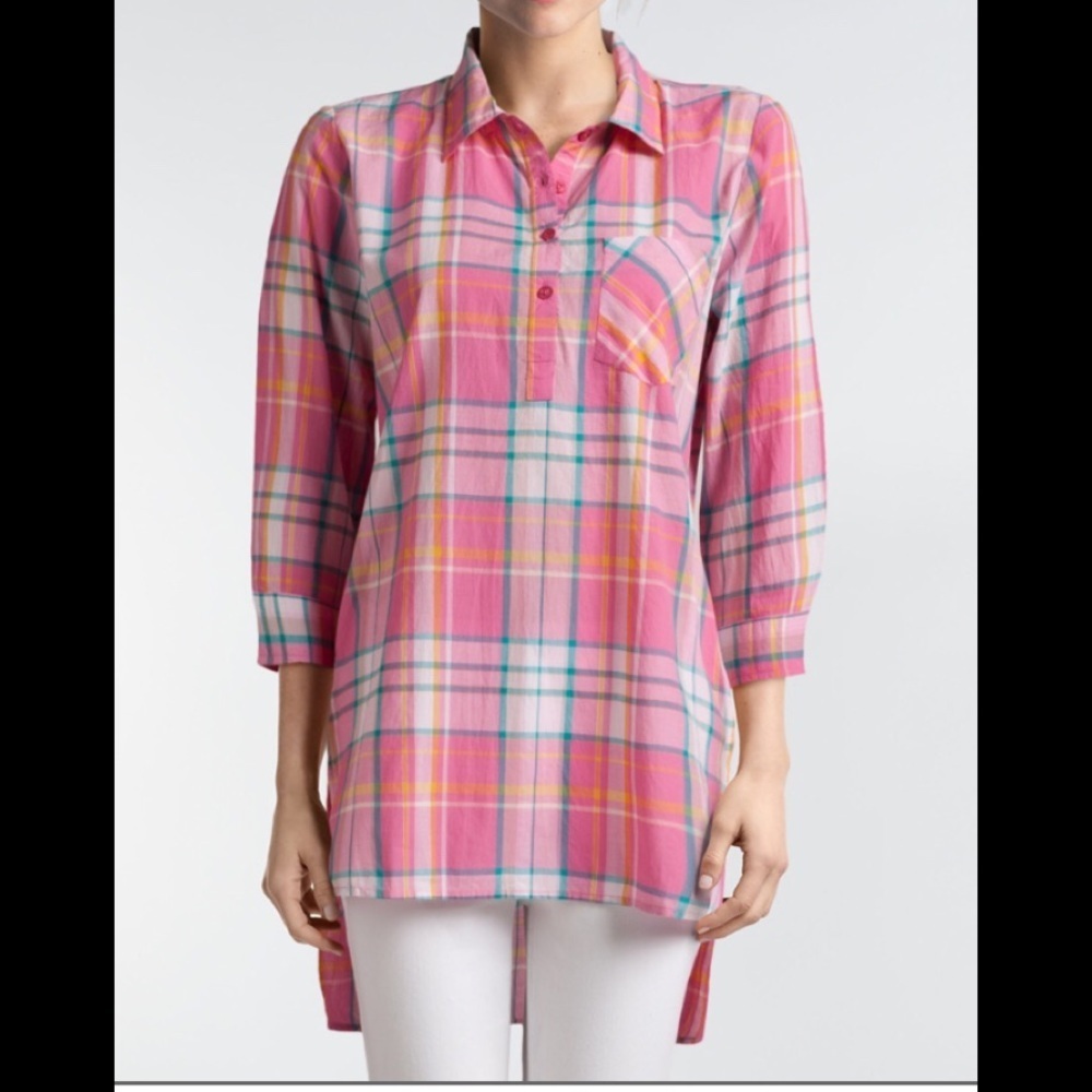 💕 Sara Studio Plaid Hi-Lo Top💕
